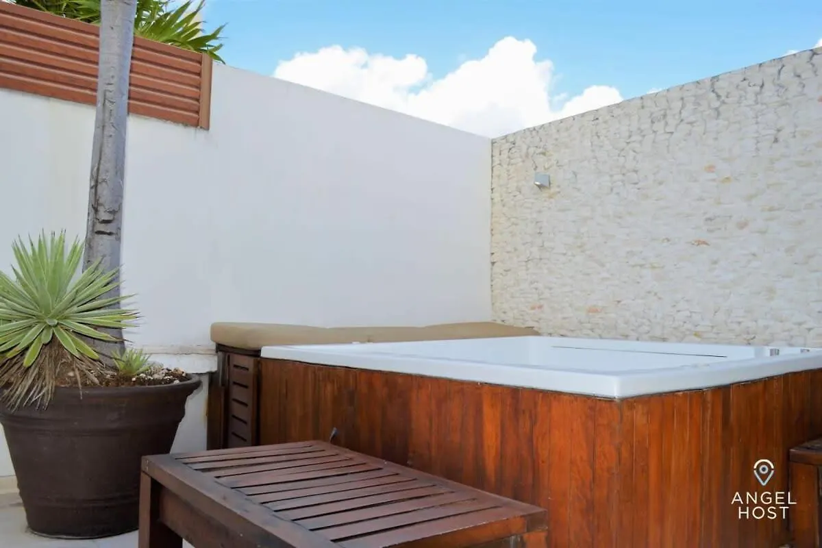 Tatil Evi Spacious Ph Private Spa Tub Bbq 3 Mins To Beach Playa del Carmen