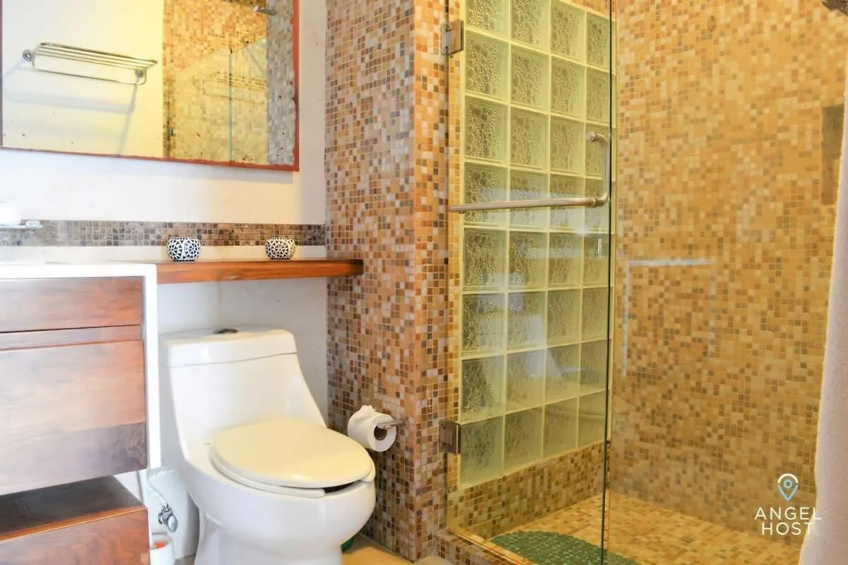 Spacious Ph Private Spa Tub Bbq 3 Mins To Beach Playa del Carmen 0*,  Mexico